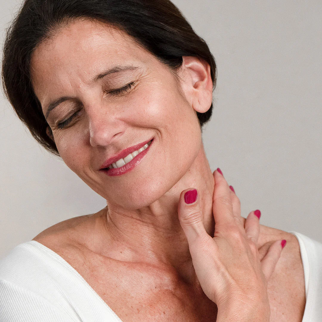 Neck Lift Serum - Image 4