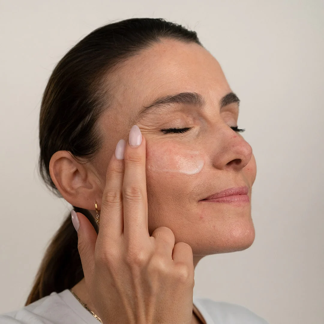 Red Repair Serum - Image 4